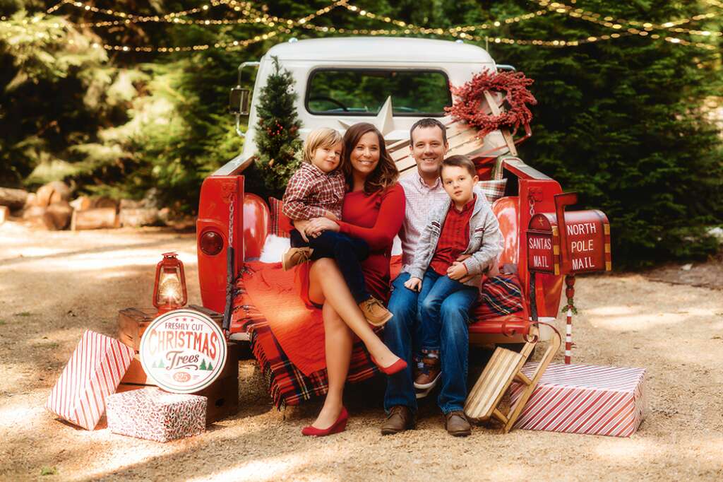 Holiday Mini Sessions AshevilleFamilyPhotography.com 1 copy 6 Asheville Family Photography Christmas Mini Sessions in Asheville